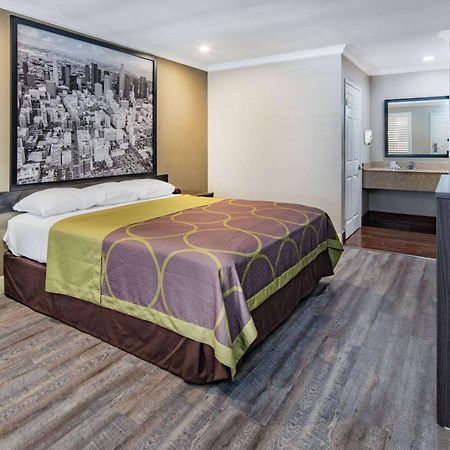 ซูเปอร์ 8 บาย วินด์แฮม นอร์ท ฮอลลีวูด Motel ลอสแอนเจลิส ภายนอก รูปภาพ