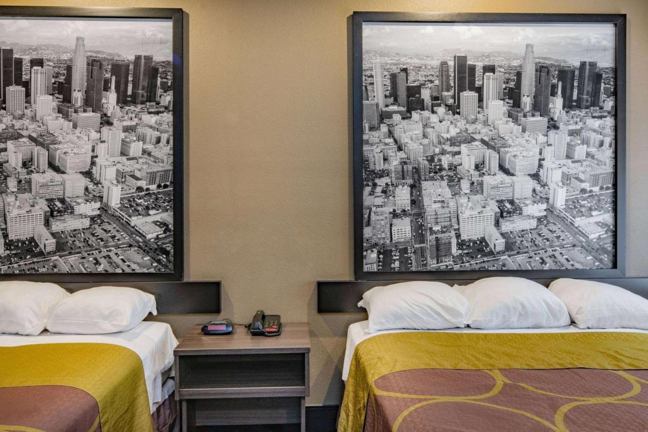ซูเปอร์ 8 บาย วินด์แฮม นอร์ท ฮอลลีวูด Motel ลอสแอนเจลิส ภายนอก รูปภาพ