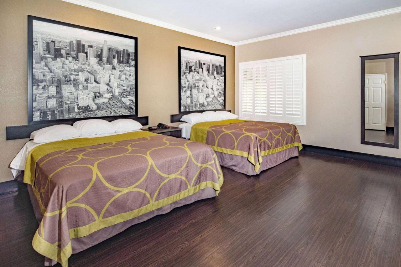 ซูเปอร์ 8 บาย วินด์แฮม นอร์ท ฮอลลีวูด Motel ลอสแอนเจลิส ภายนอก รูปภาพ
